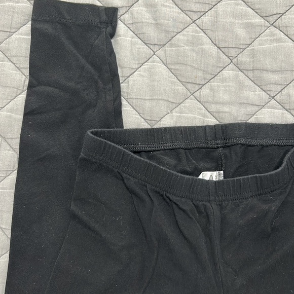 Old navy black leggings - Picture 2 of 3
